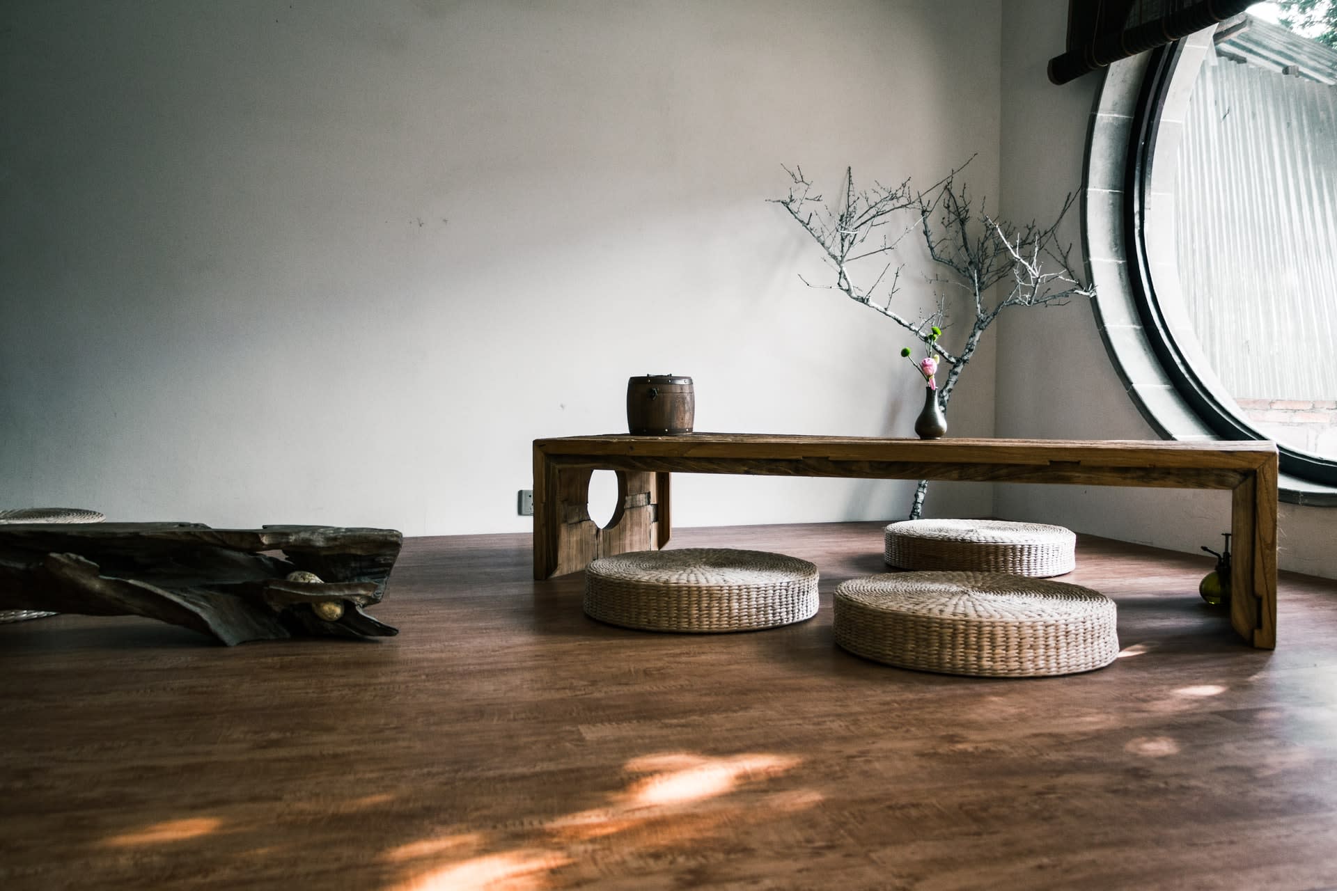 Minimalist dining room space